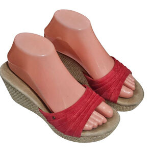 UGG Red Suede Women's Wedge Sandals Sz 7